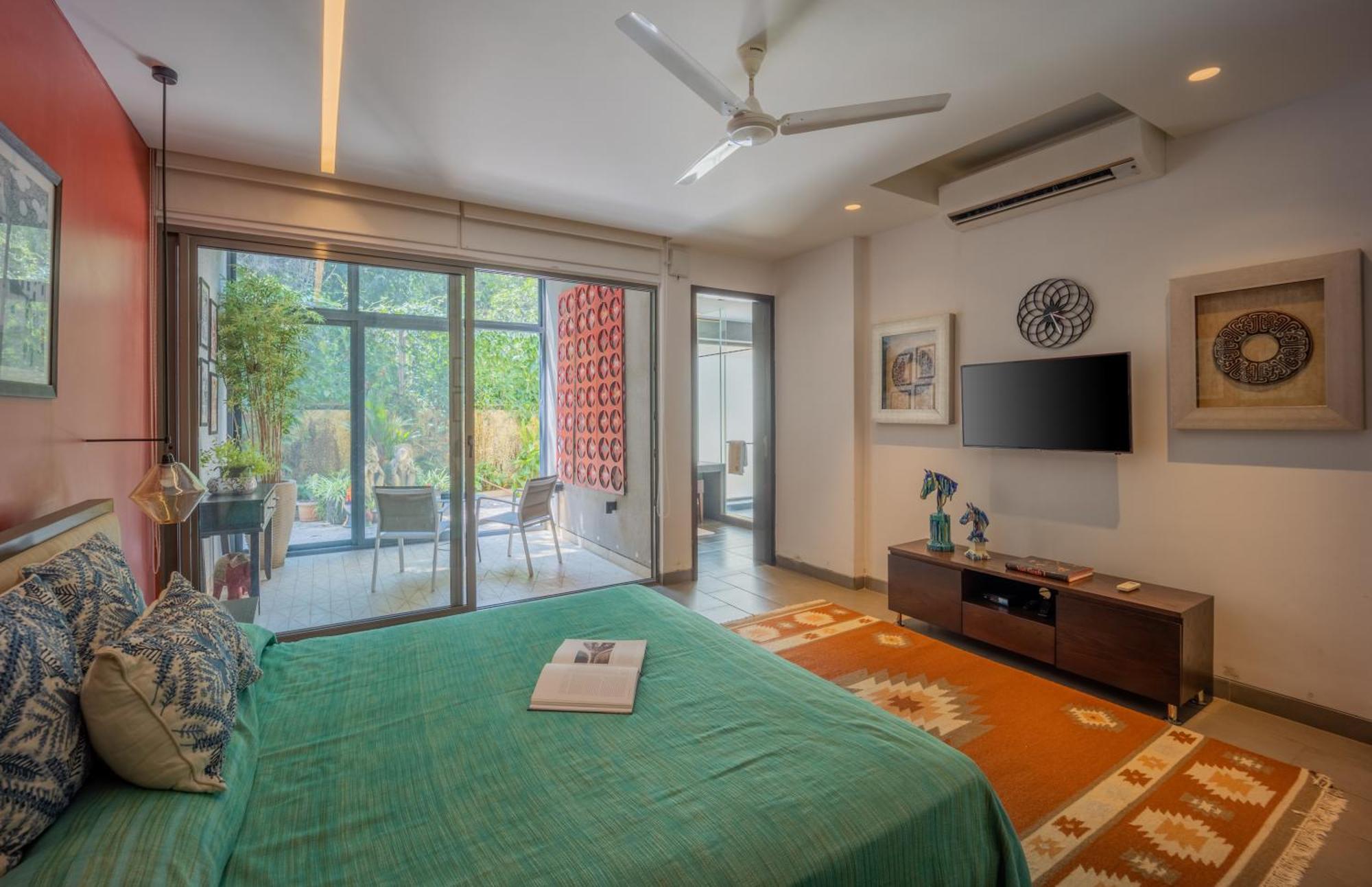 Avior By Hireavilla - 4br With Private Pool In Parra